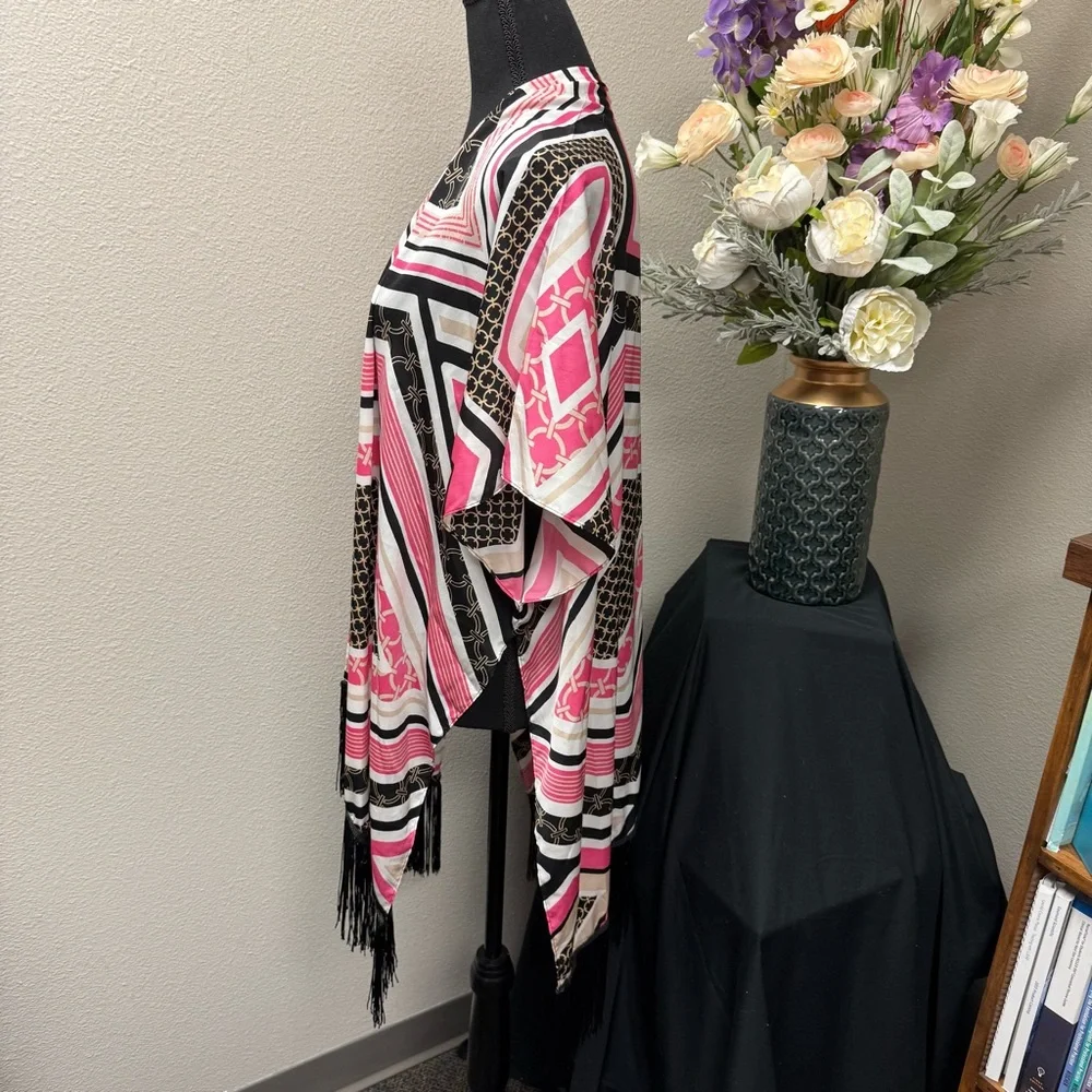 Cato One Size Kimono Cardigan Pink Black Geometric Fringe Trim Boho Festival - Picture 2 of 7